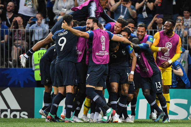 帮助球队在 帮助球队在