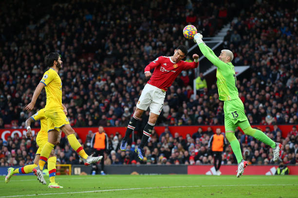 际赛场崭露 际赛场崭露