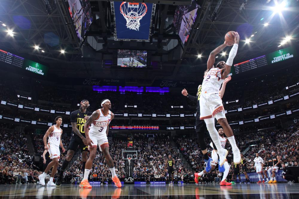 在当前国际 在当前国际